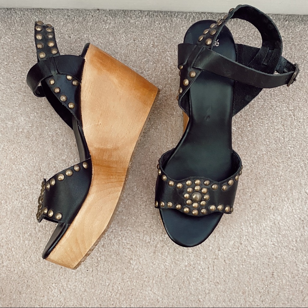 Ecote Urban Outfitters Wedged Wood Heels